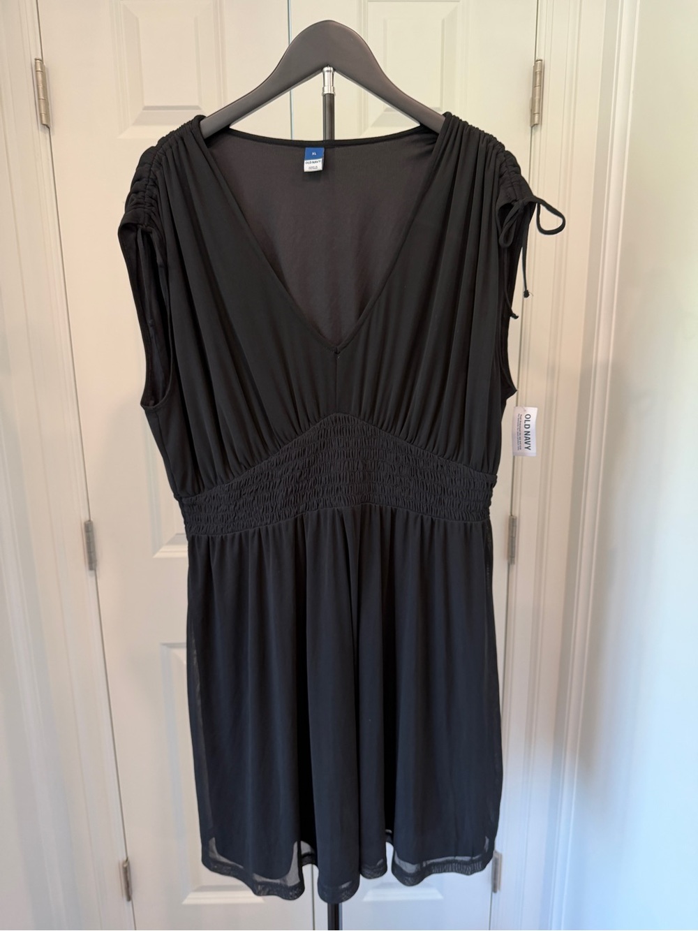 Old Navy Black Sleeveless Swim Coverup with V-Neck